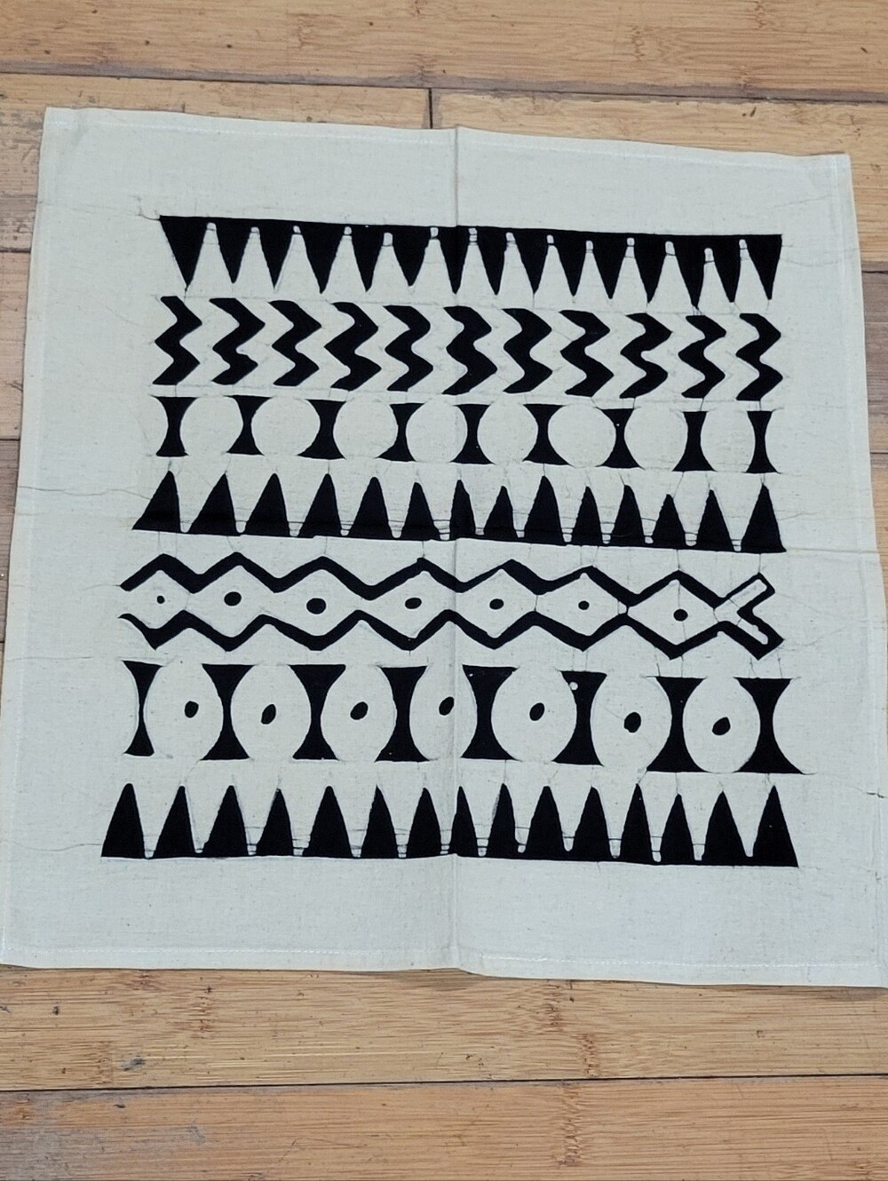 Set of 4 Handprinted Natural Canvas Napkins Black Tribal Motiff NWOT